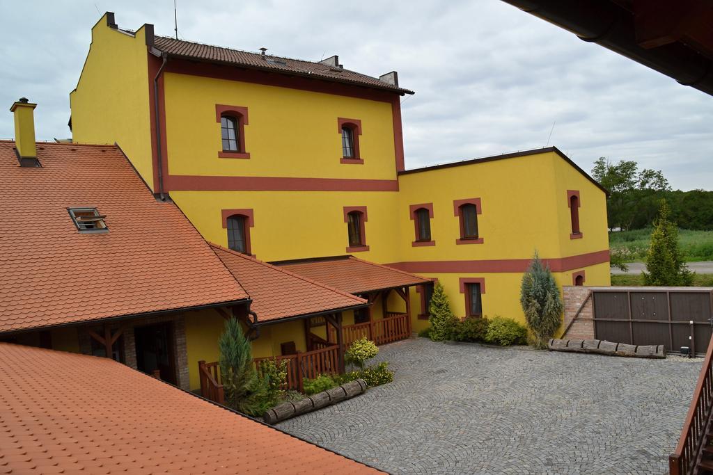 Penzion Mlyn Sedlec Sedlec  Dış mekan fotoğraf